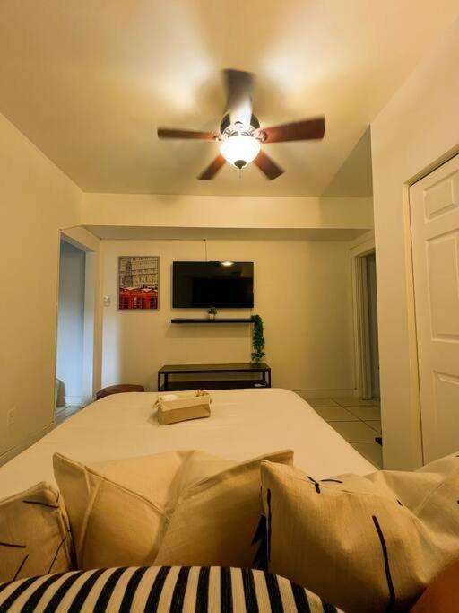 Cozy 1-Bedroom Rental In Miami Dış mekan fotoğraf
