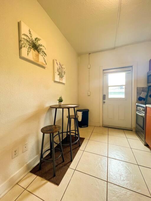 Cozy 1-Bedroom Rental In Miami Dış mekan fotoğraf